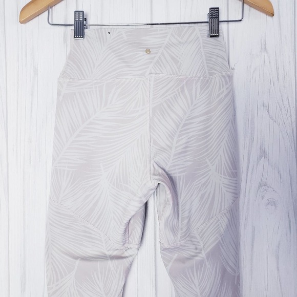 Spiritual Gangster High Vibe Leaf Printed Leggings Small - Picture 7 of 13